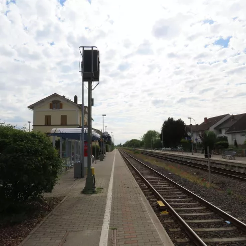 Bahnhof Weisenheim am Sand Bild 1 (© Urlaubsregion Freinsheim)