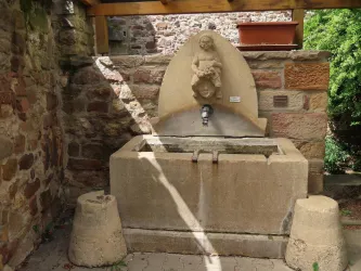 Liebesbrunnen von Vorne (© Urlaubsregion Freinsheim)