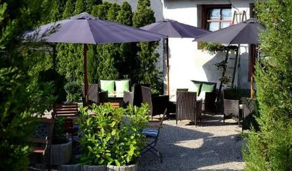 Sitzgruppen im Garten (© Sippel)