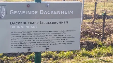 Rastplatz Liebesbrunnenhaus - Infotafel (© Dörr, Archiv Urlaubsregion Freinsheim)