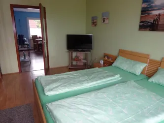 Schlafzimmer - SAT-Fernseher
