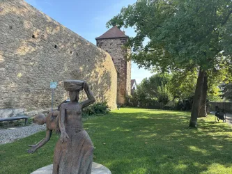 Waschfrauen mit Herzogturm