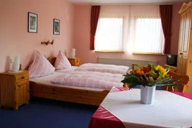 Doppelzimmer App.-Haus (© Gästehaus Hilzensauer)