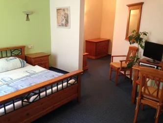 Zimmer 2 (© Weisenheimer Hof)