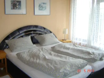 Schlafzimmer unten (© Haus Helga)
