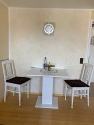 FeWo Knittel, Essbereich im Wohnzimmer