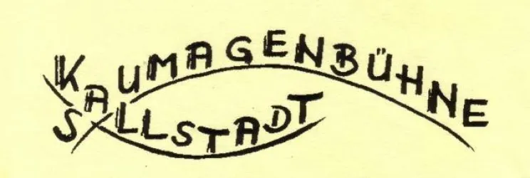 Eine handgeschriebene Schrift zeigt den Text "Kaumagenbühne Söllstadt" auf einem gelben Hintergrund. Das Design ist kreativ und Einladend.