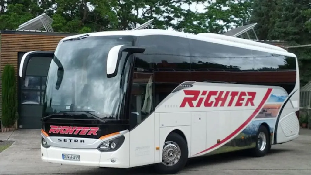 Reisebus Richter Reisen Erpolzheim