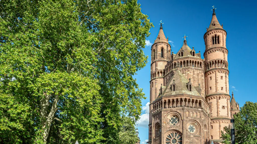 Wormser Dom vom Platz der Partnerschaft