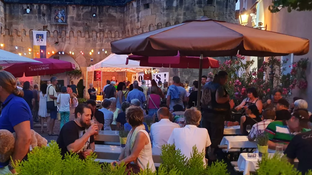 Stadtmauerfest am Zwinger vor dem Eisentor