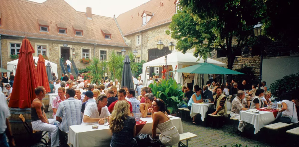 das Freinsheimer Stadtmauerfest, Bühne von-Busch-Hof