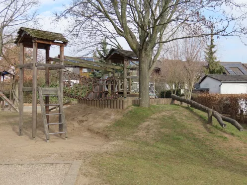 Spielplatz Bachweg Weisenheim am Berg