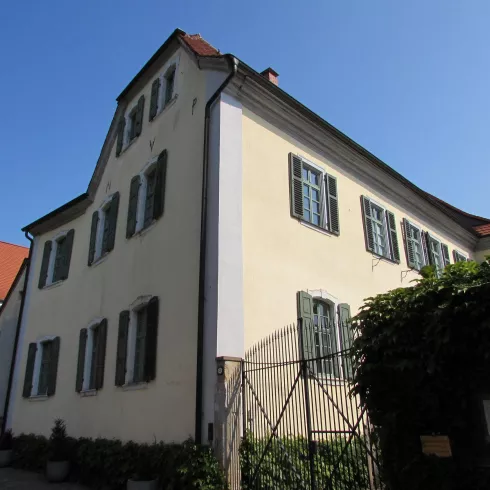 Gottfried-Weber Haus Bild (© Urlaubsregion Freinsheim) Gottfried-Weber Haus Bild (© Urlaubsregion Freinsheim)