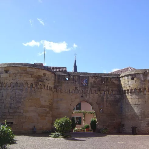 Äußeres Eisentor (© Urlaubsregion Freinsheim) Äußeres Eisentor (© Urlaubsregion Freinsheim)