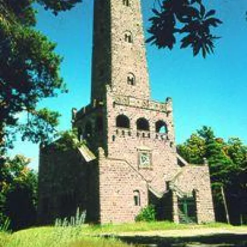 Pfälzerwald - Bismarckturm (© Urlaubsregion Freinsheim)