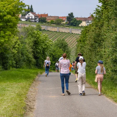 Familie unterwegs in der Urlaubsregion 